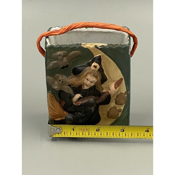 RIVER GROVE POTTERY Works - Ceramic Halloween Witch & Bats 4” Treat Bag Figure - Picture 5 of 6